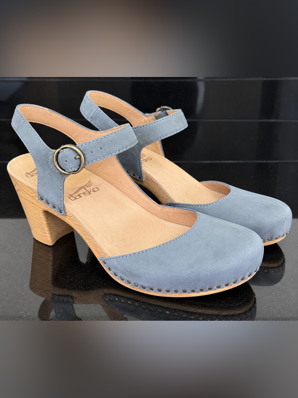 Dansko Taytum Denim Nubuck Mary Jane Heels 40 NWOB